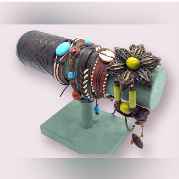 Vintage Bracelets Mixed Beaded Jewelry Lot - Picture 2 of 10